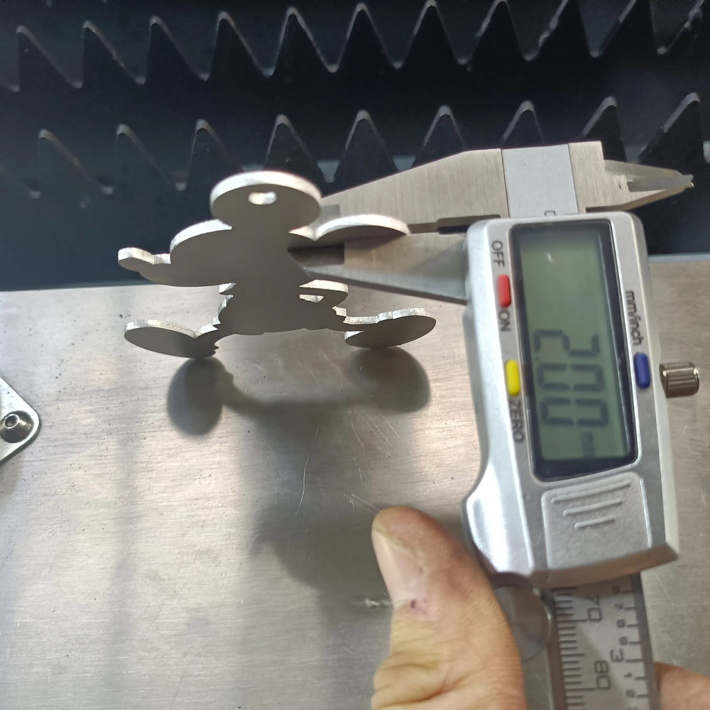 Profesjonalna wycinarka lasero – Industrial Laser Cutter For Metal recenzja i cena